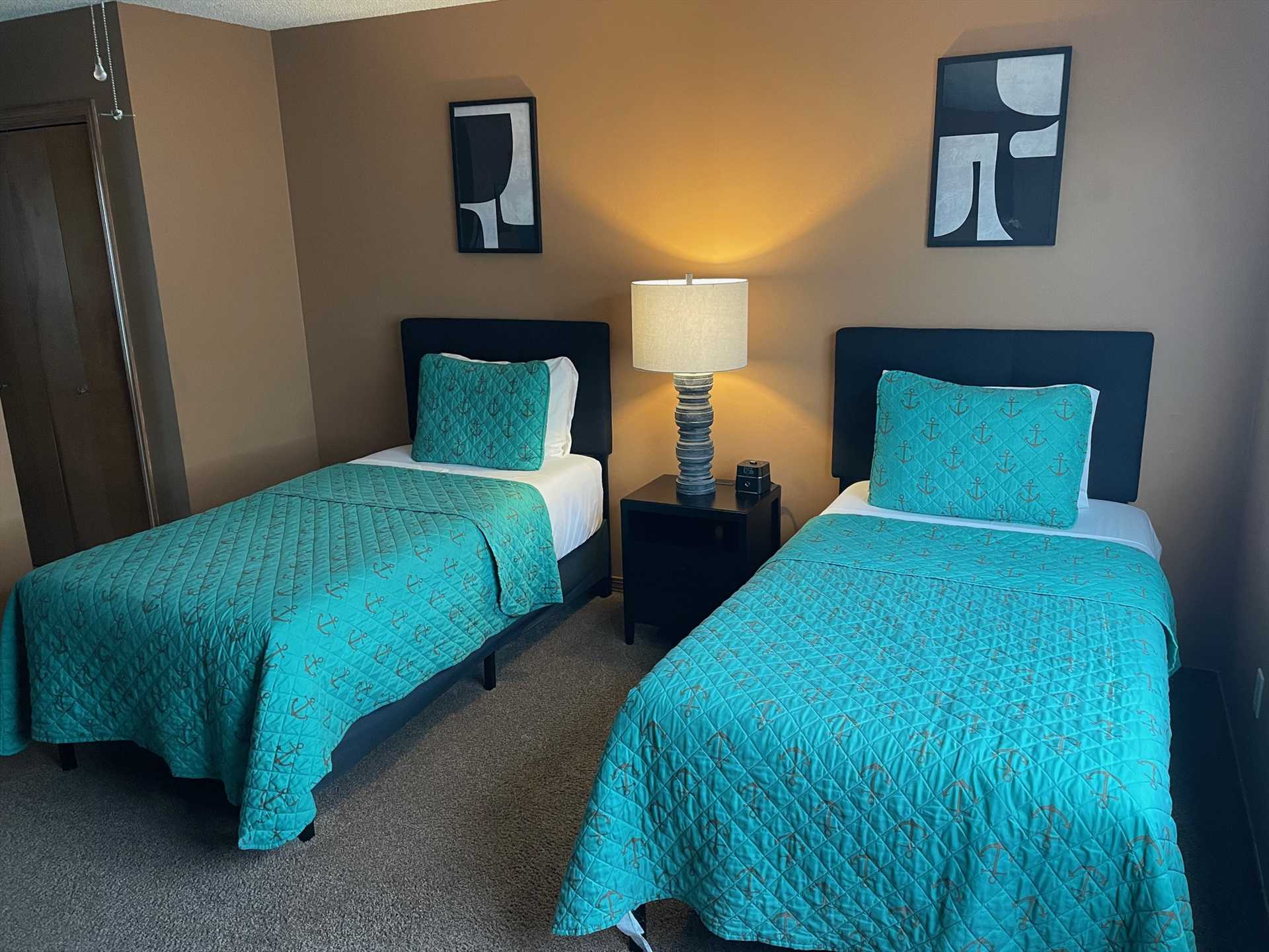 Bedroom 2 w/Twins