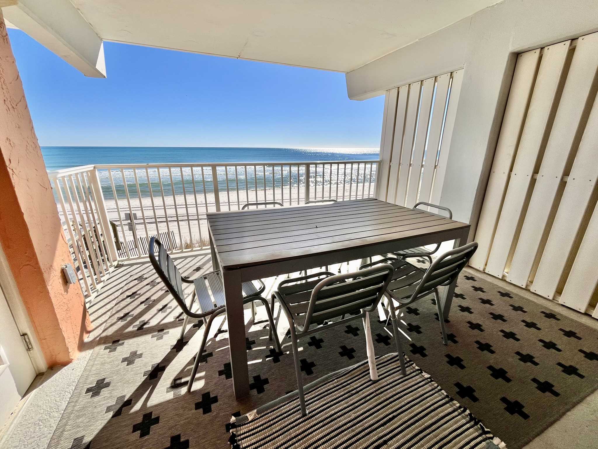 Balcony table and chairs