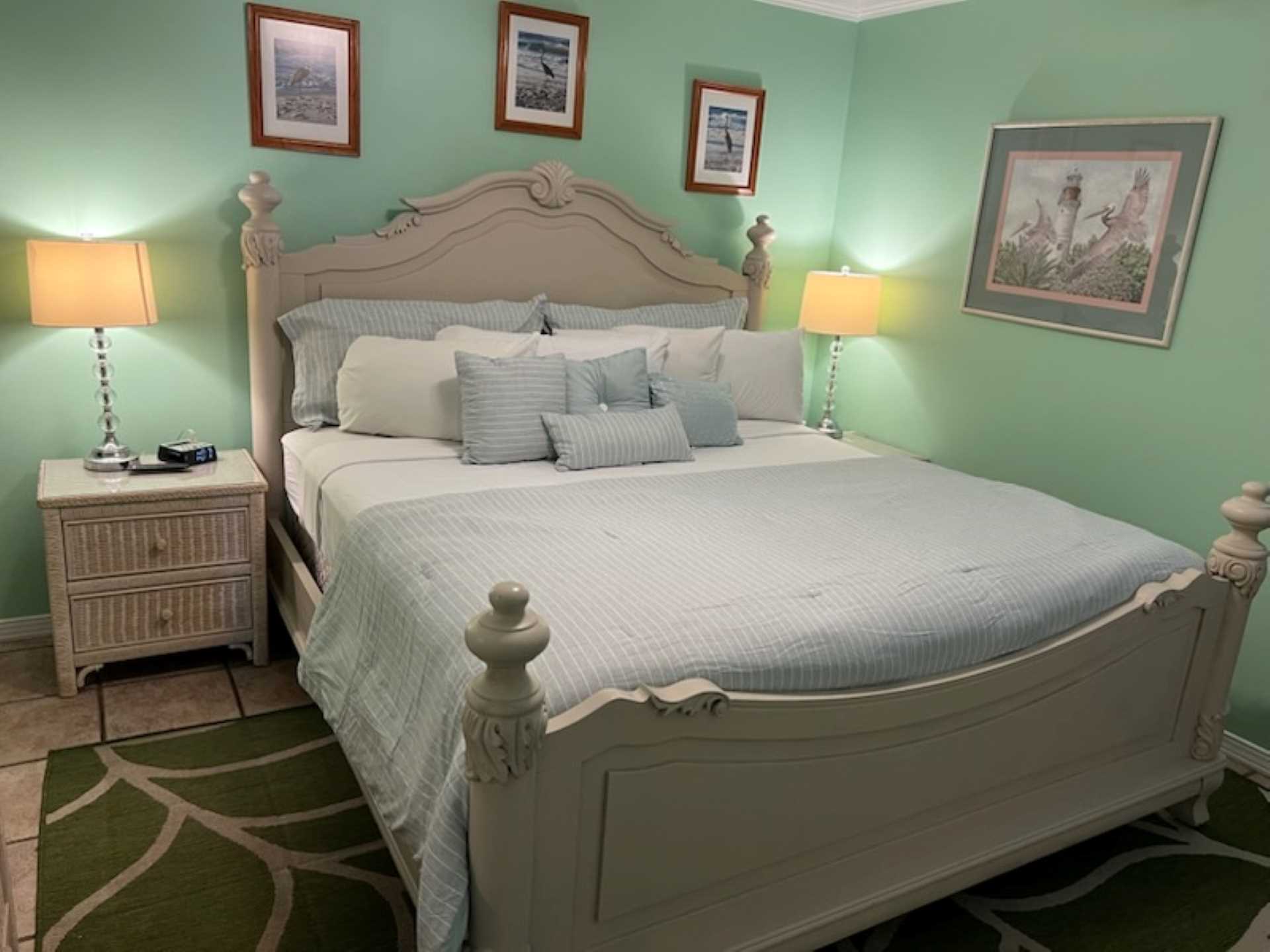 Bedroom 2 with King
