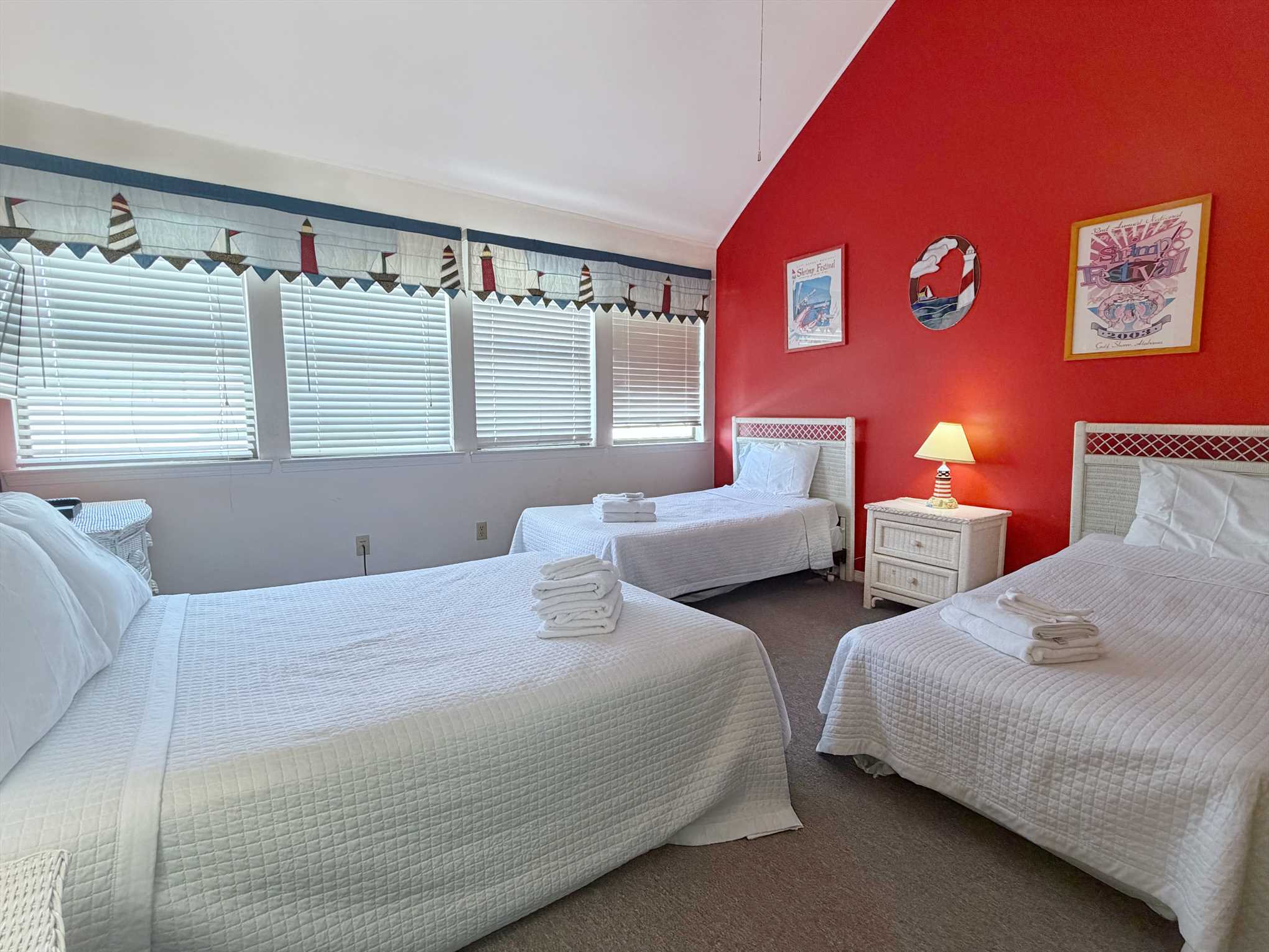 Ocean Reef 802 - Third bedroom on third floor