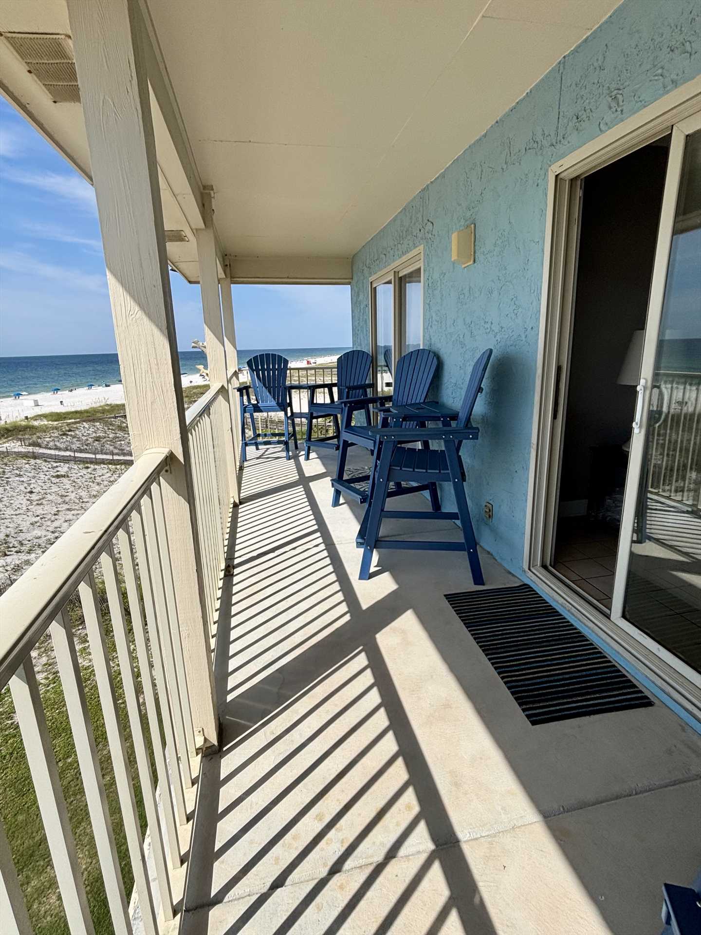 Large balcony w/new polywood furniture