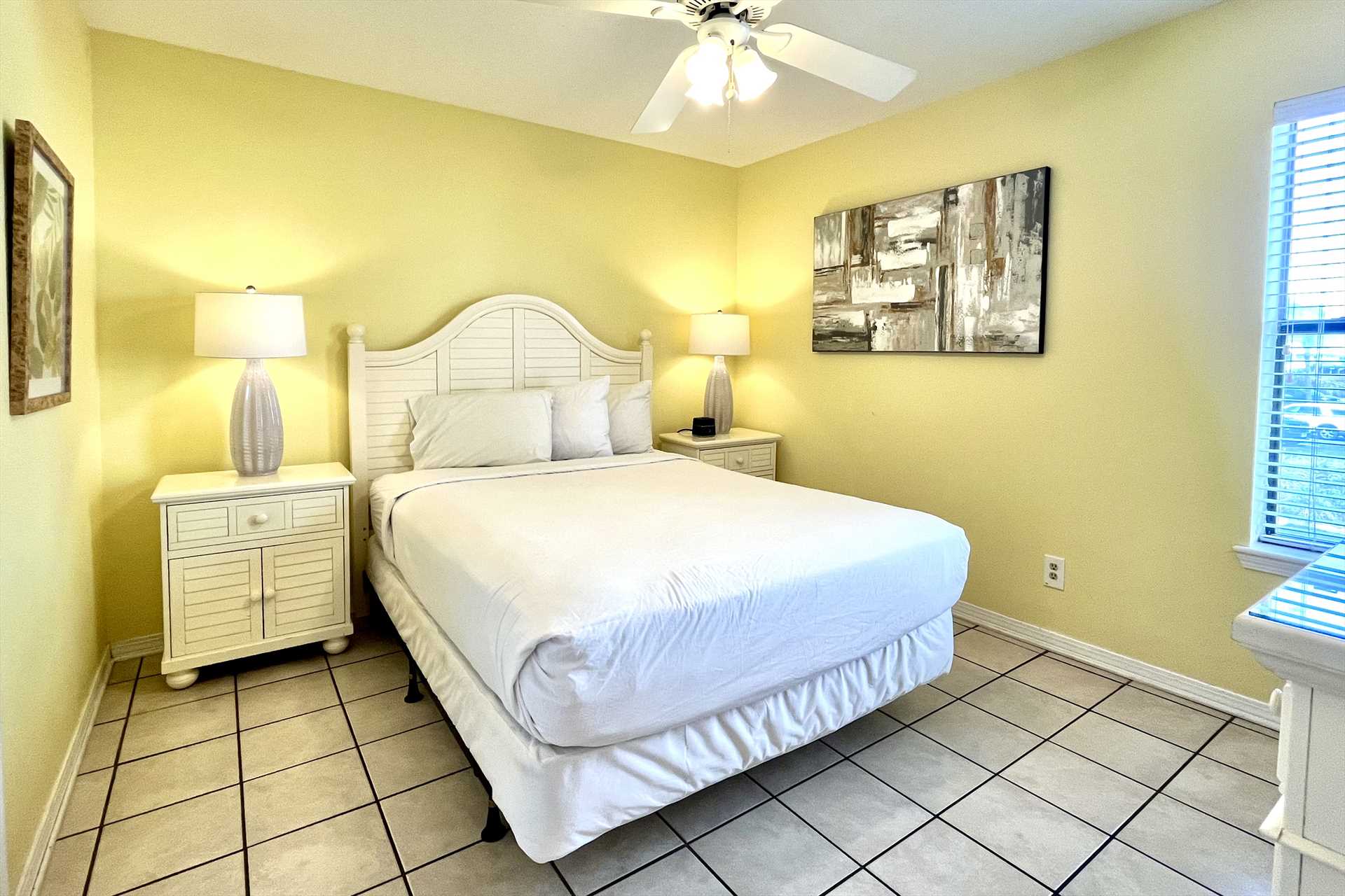 Master bedroom - Queen