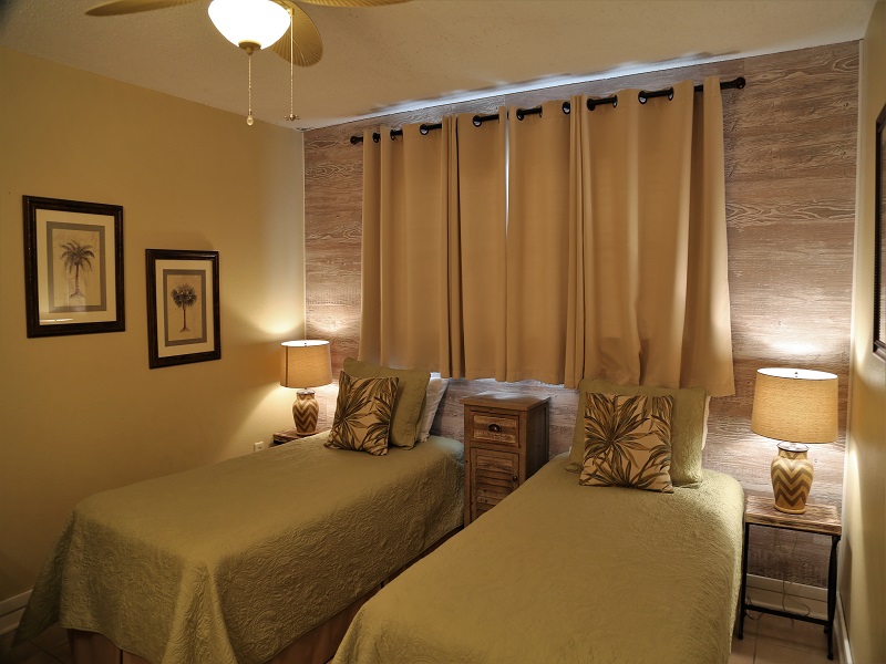 Harbor House B20 - Guest bedroom - 2 twins