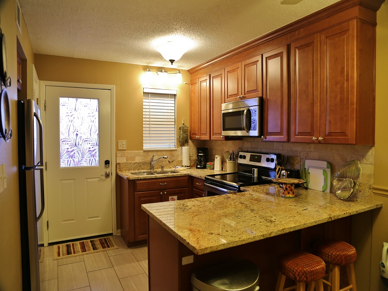 Harbor House B20 - Fully renovated kitchen