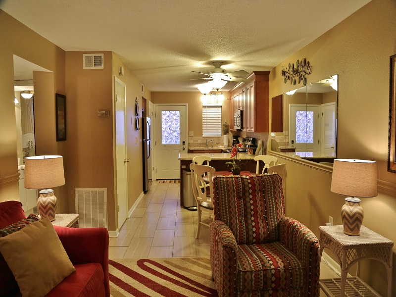 Harbor House B20 - Open living area