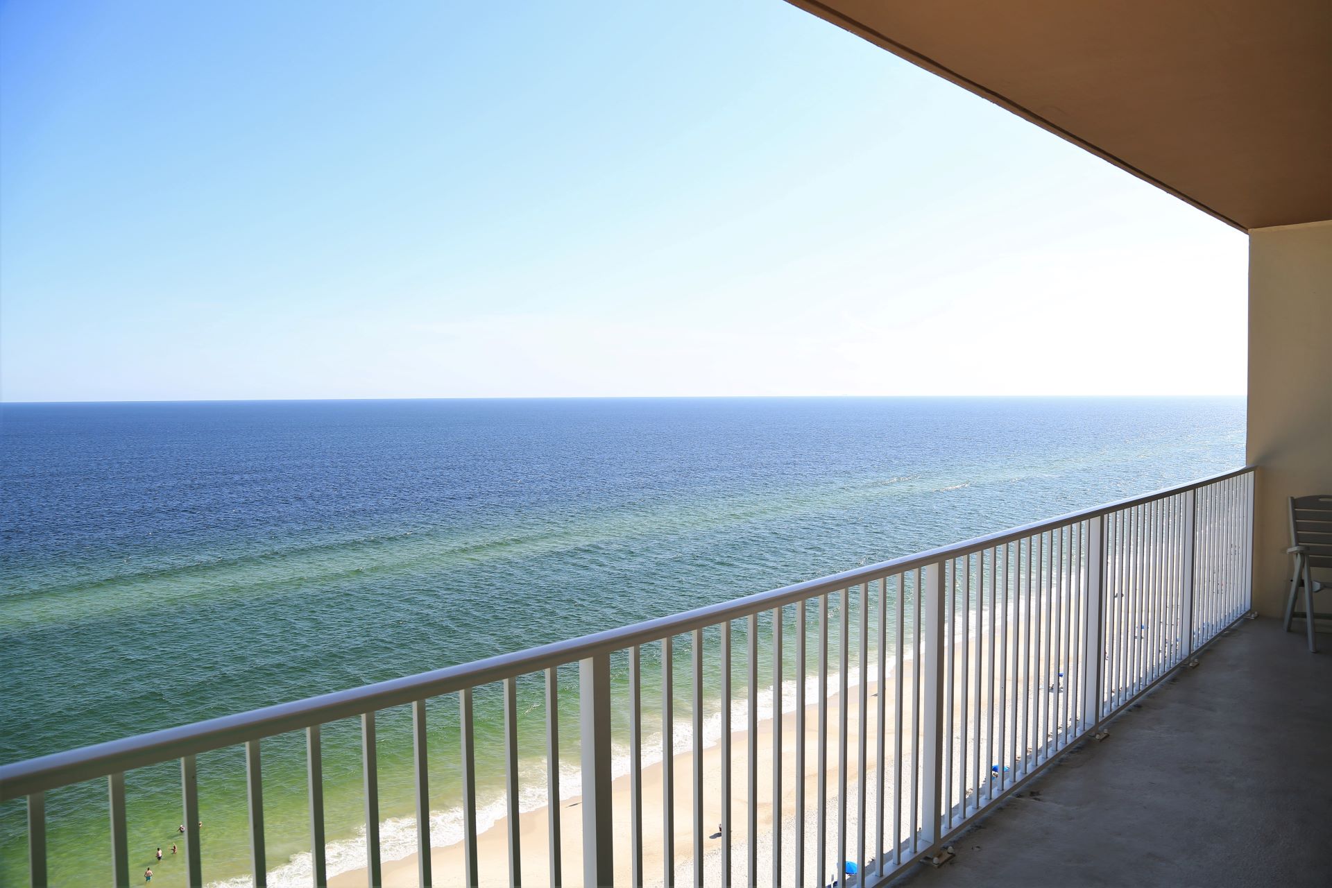 Gorgeous coastline views from gulf front balcony!