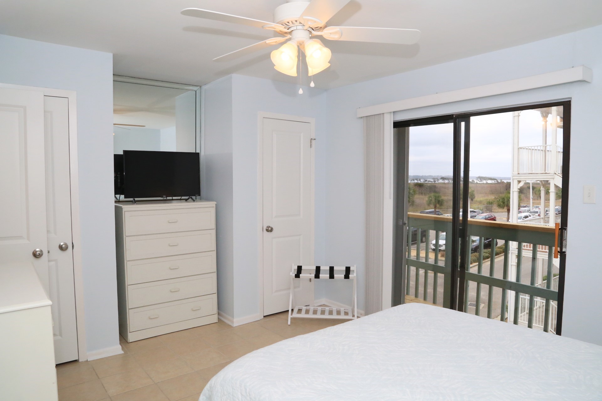 Direct access to the private balcony.