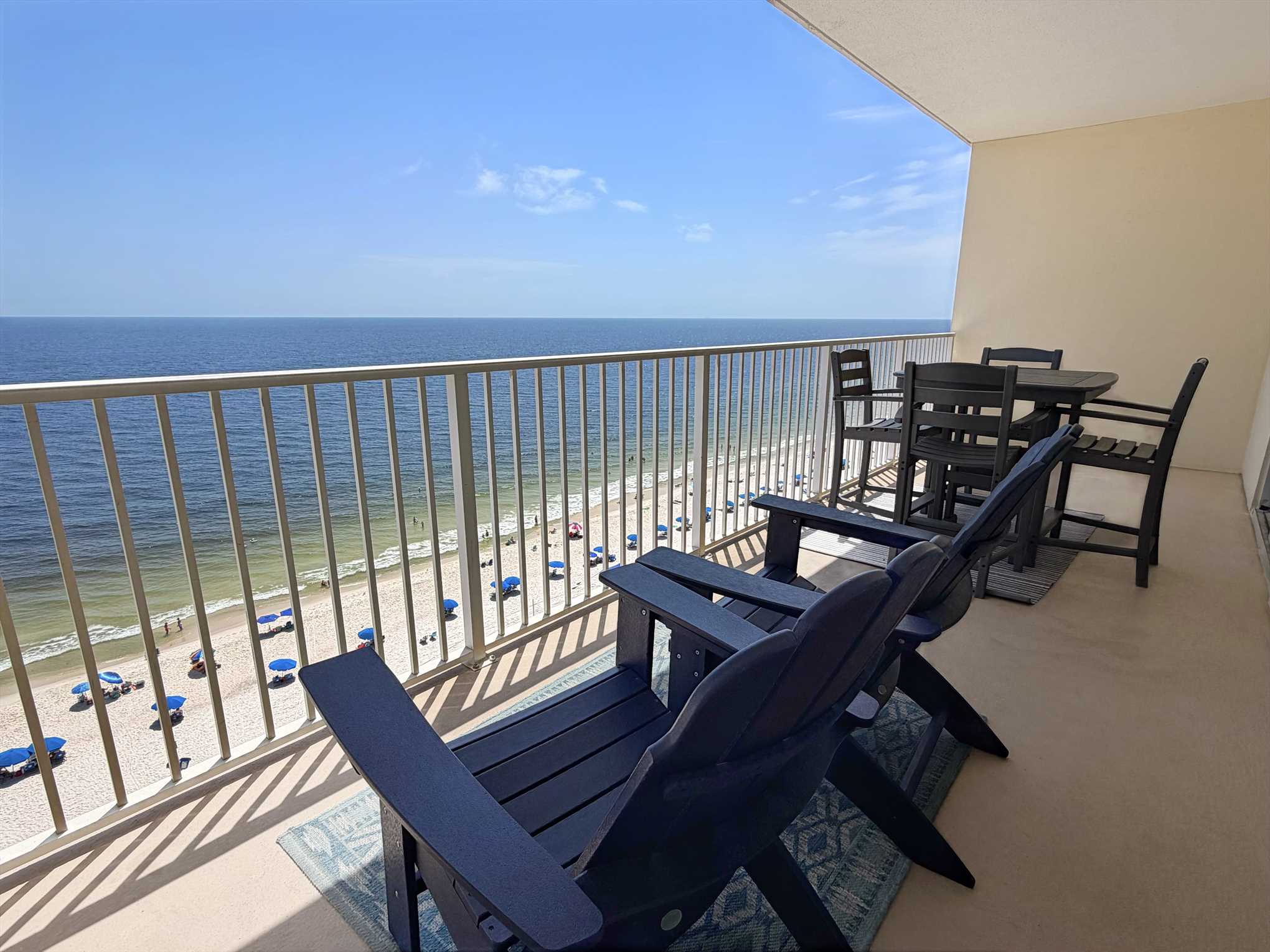 Welcome to Crystal Shores 1006!
