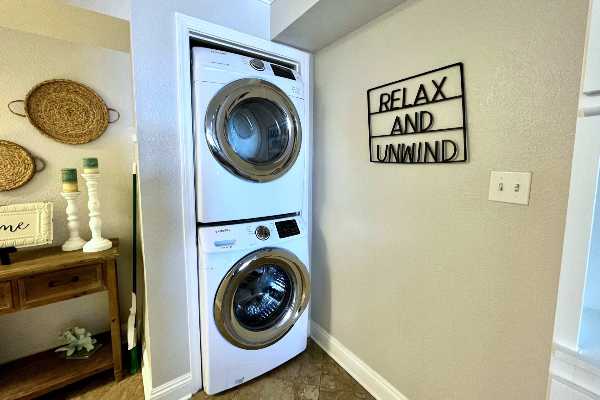 The unit supplies a washer/dryer to make keeping up with the