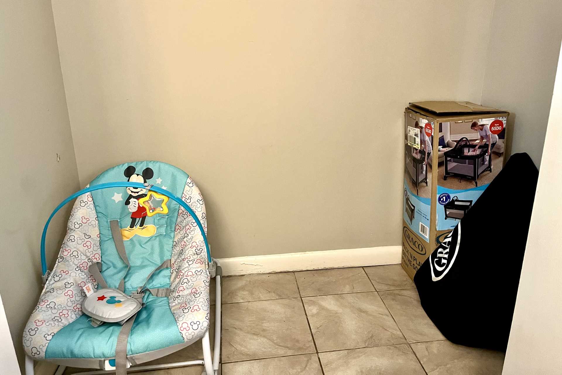 Baby Gear available in the second bedroom closet!  Pack n pl