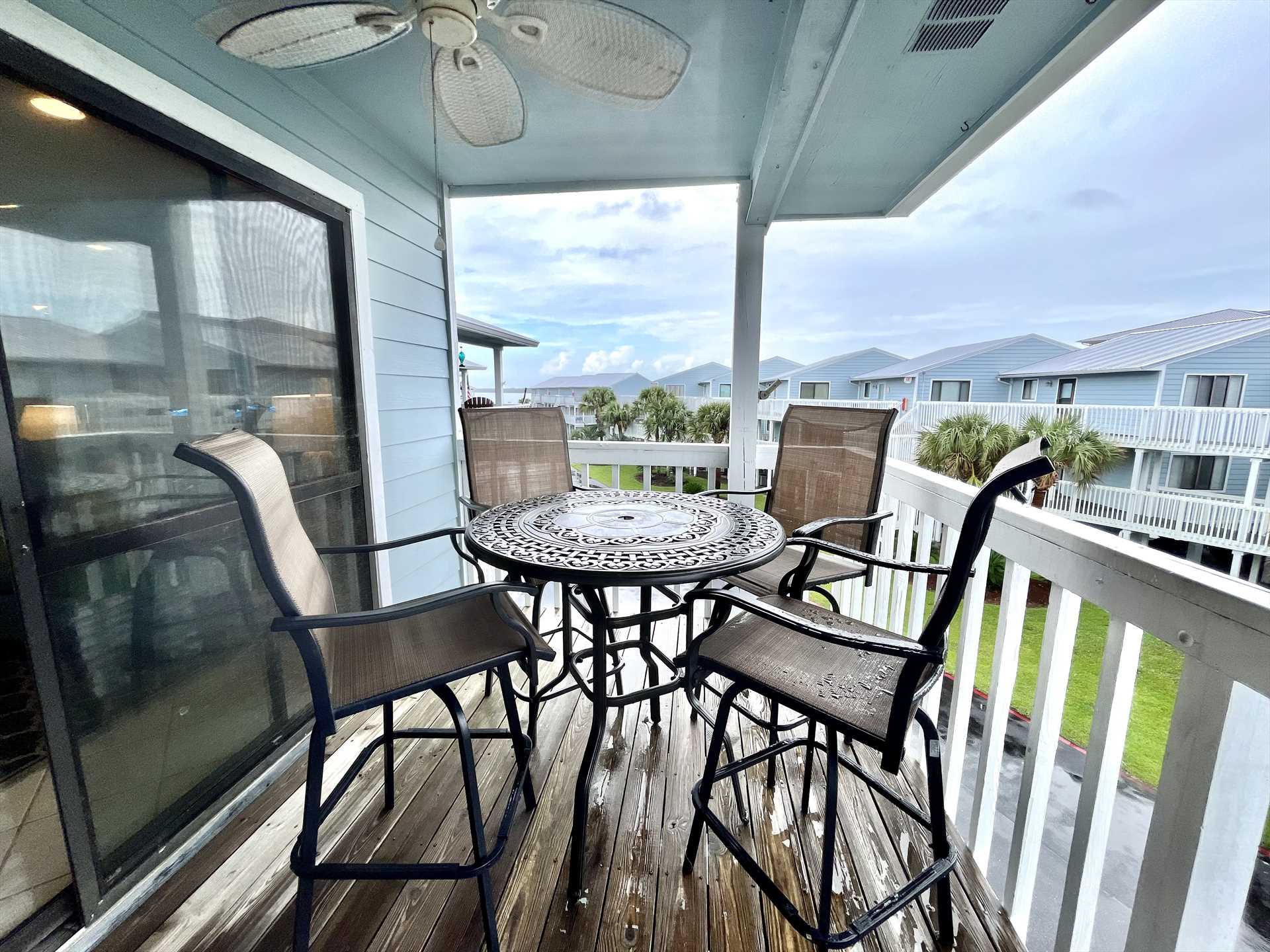 Relaxing views from your private baclony!