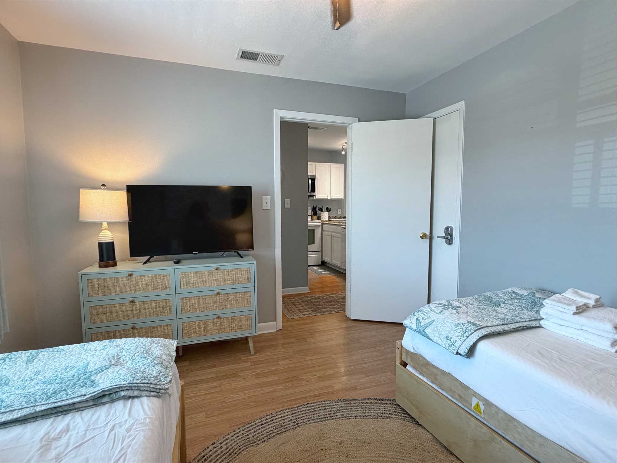 **KING-SIZE bed coming soon**
