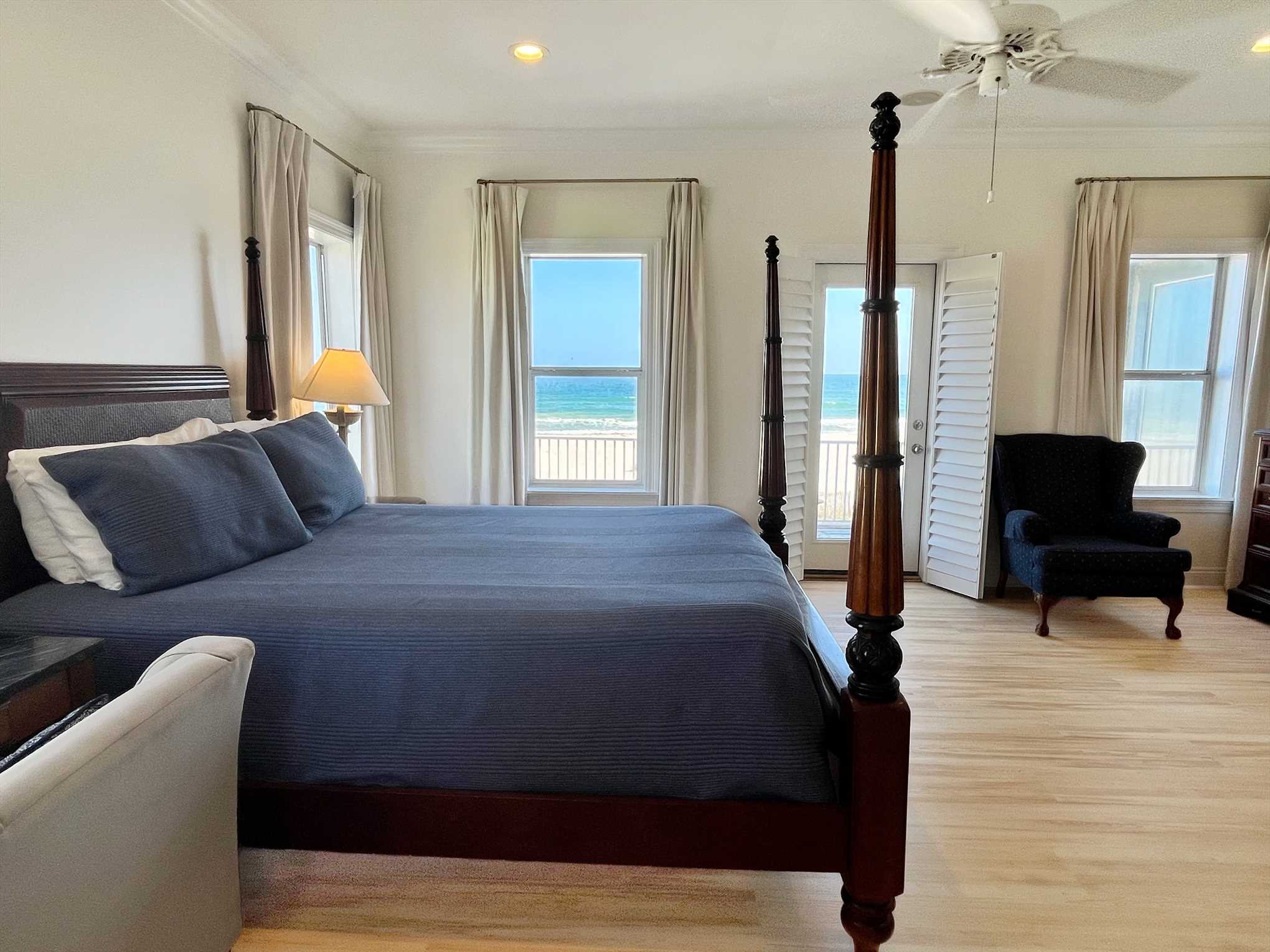 Master bedroom 4 TV