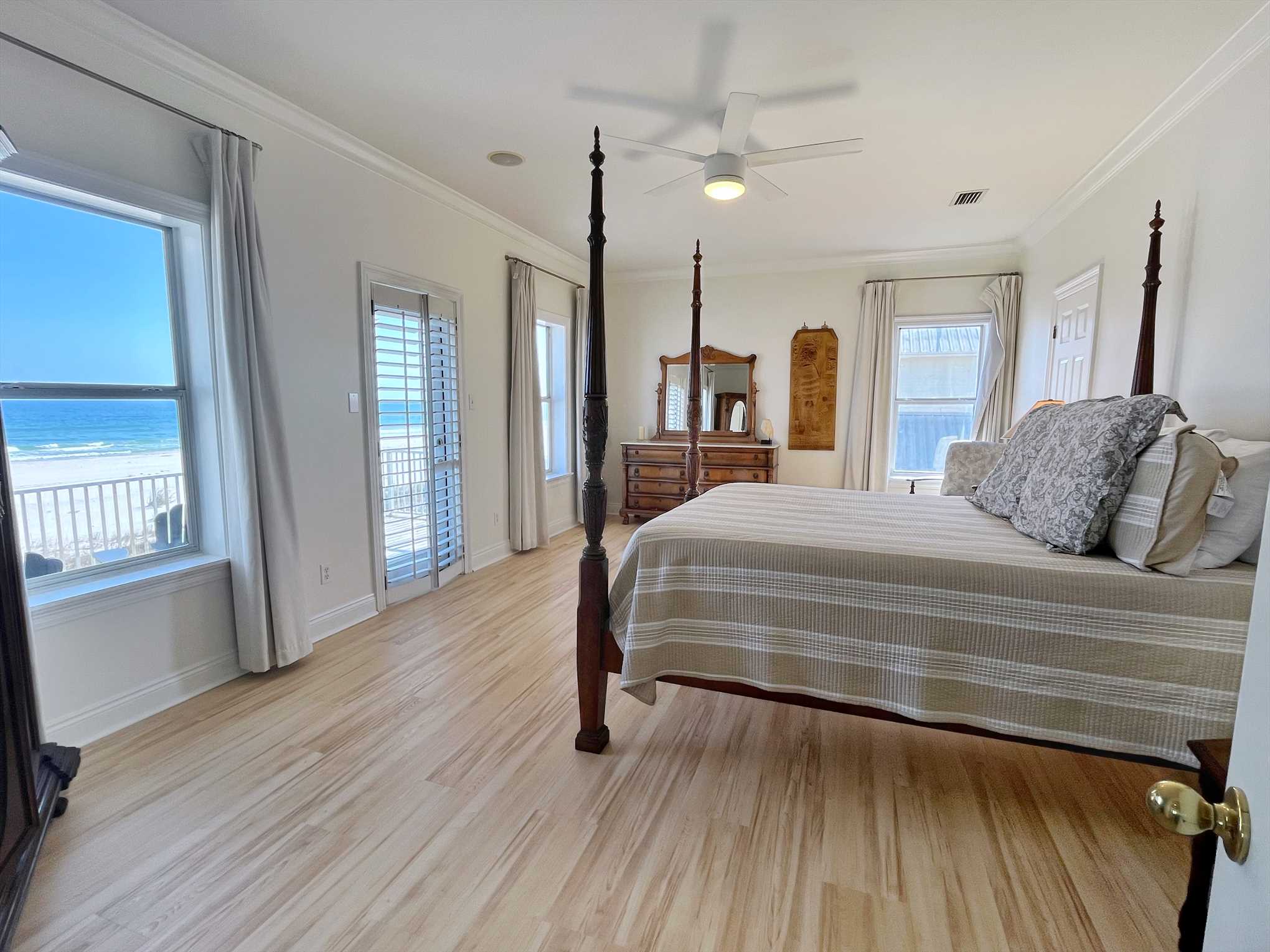 Master bedroom 3 TV